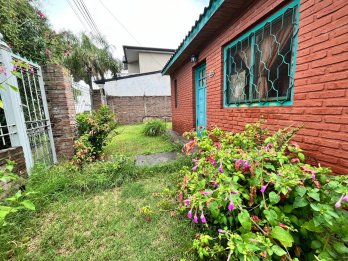 Intendente Blanda 1264. Casa Mas departamento. NO APTA CREDI