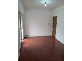 SE ALQUILA DEPARTAMENTO (ZONA CENTRO – IDEAL ESTUDIANTES)