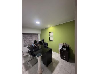 ALQUILAMOS PLANTA BAJA IDEAL OFICINAS / CONSULTORIO