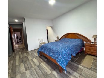 MODERNA CASA EN VENTA EN Paraná