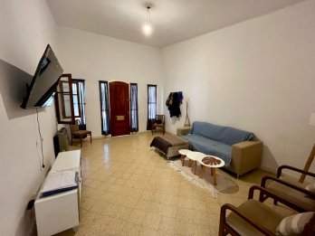 CASA CENTRICA. PANAMA 734