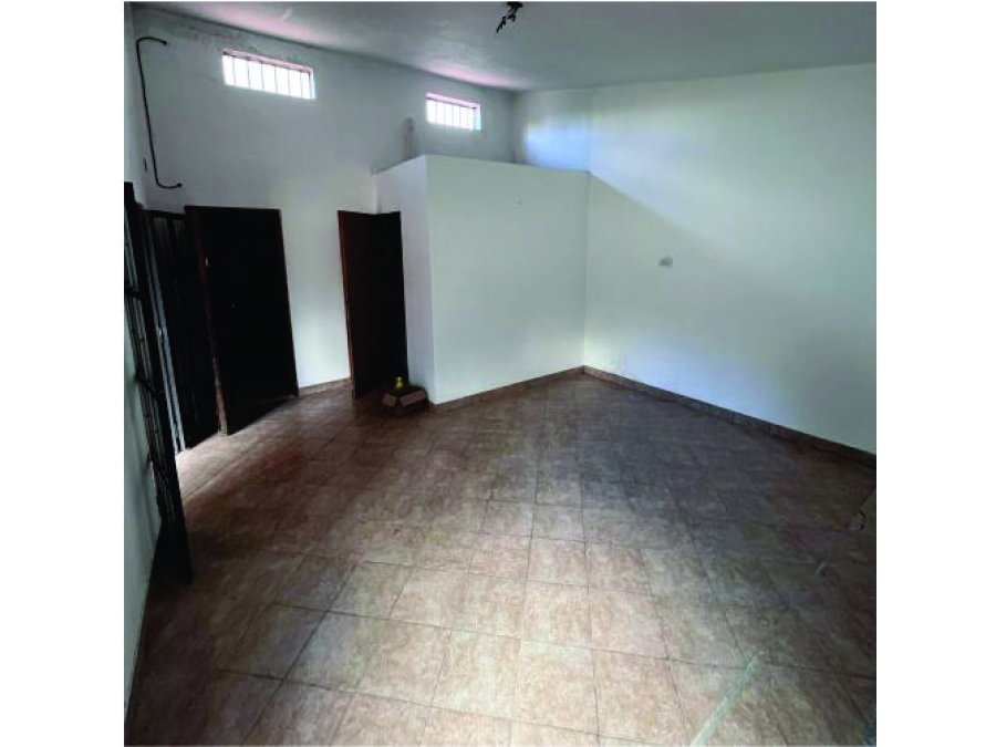VENDO CASA 3 DORM. EXCELENTE UBICACION