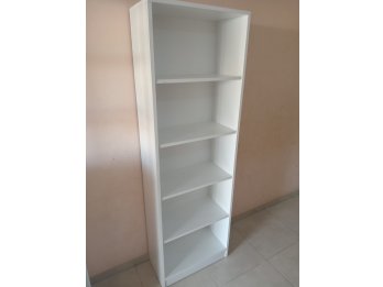 Biblioteca - Mueble con estantes