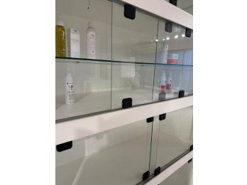 VENDO 2 estanterías impecables!!