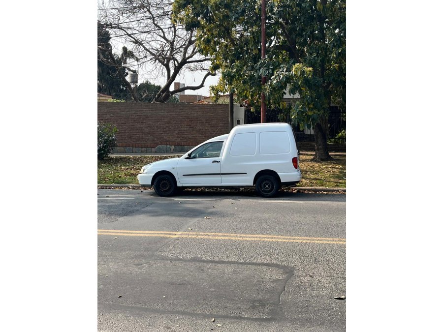VW CADDY 2002