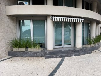 ALQUILO LOCAL COMERCIAL ZONA PARQUE URQUIZA