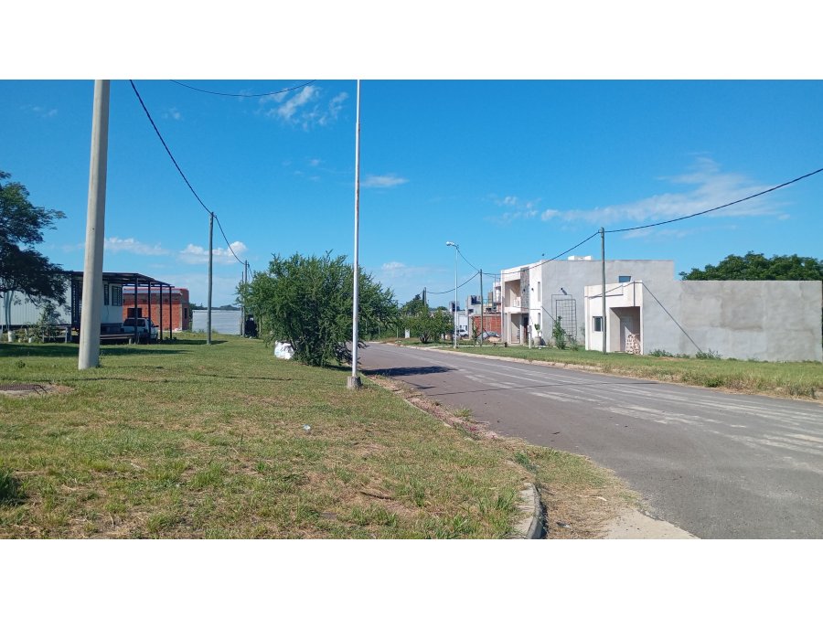 Ultimos lotes de 625 m2 en Oro Verde sobre asfalto!