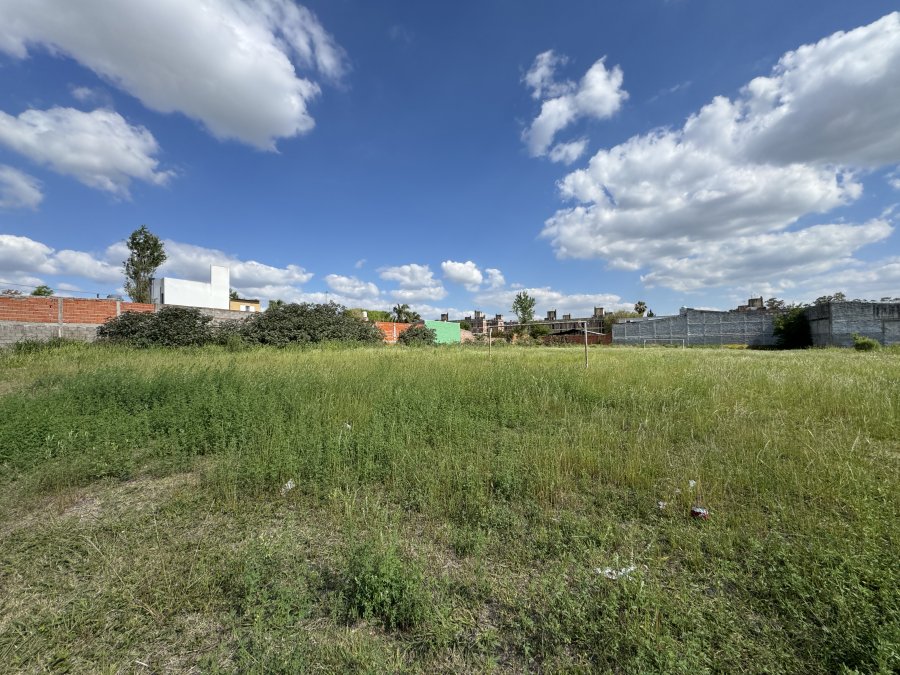Terreno en venta en Paraná 50x100 metros calle  Churruarín