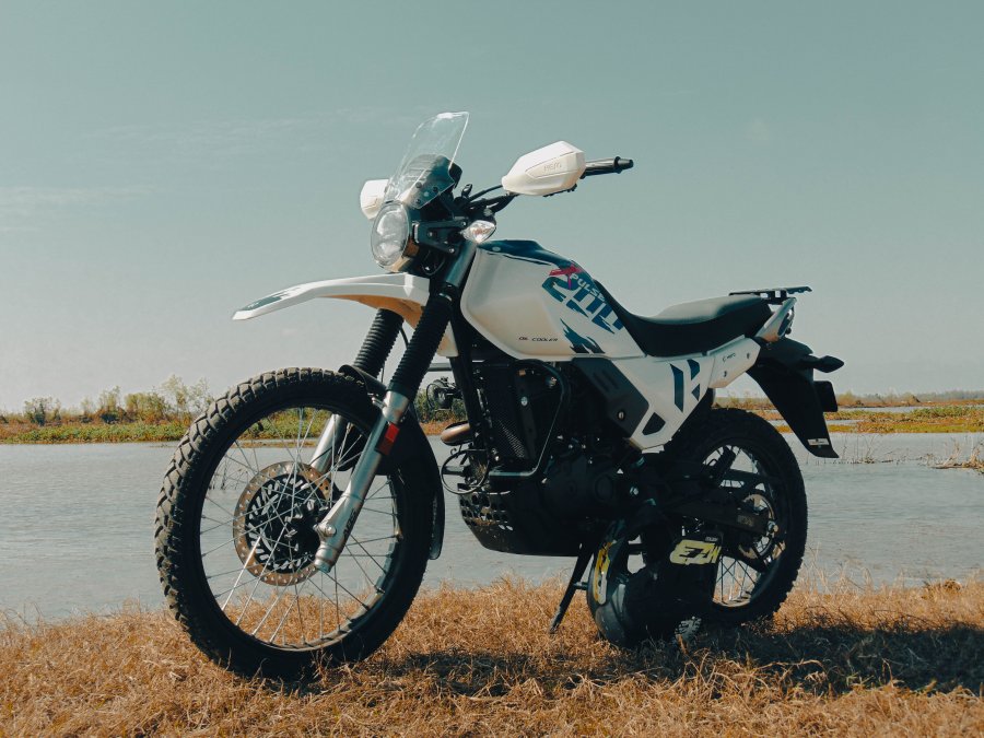 HERO X-PULSE 200 2v