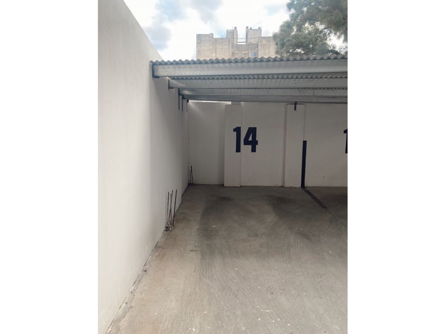 Venta Departamento 1 dormitorio con cochera Edificio Torreon