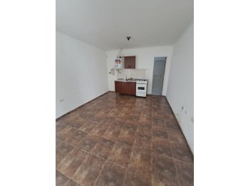 En Venta Monoambiente en complejo en calle Feliciano