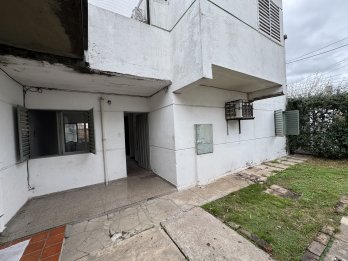 VENTA - DEPTO DE 2 DORMITORIOS - ZONA PARANA 20