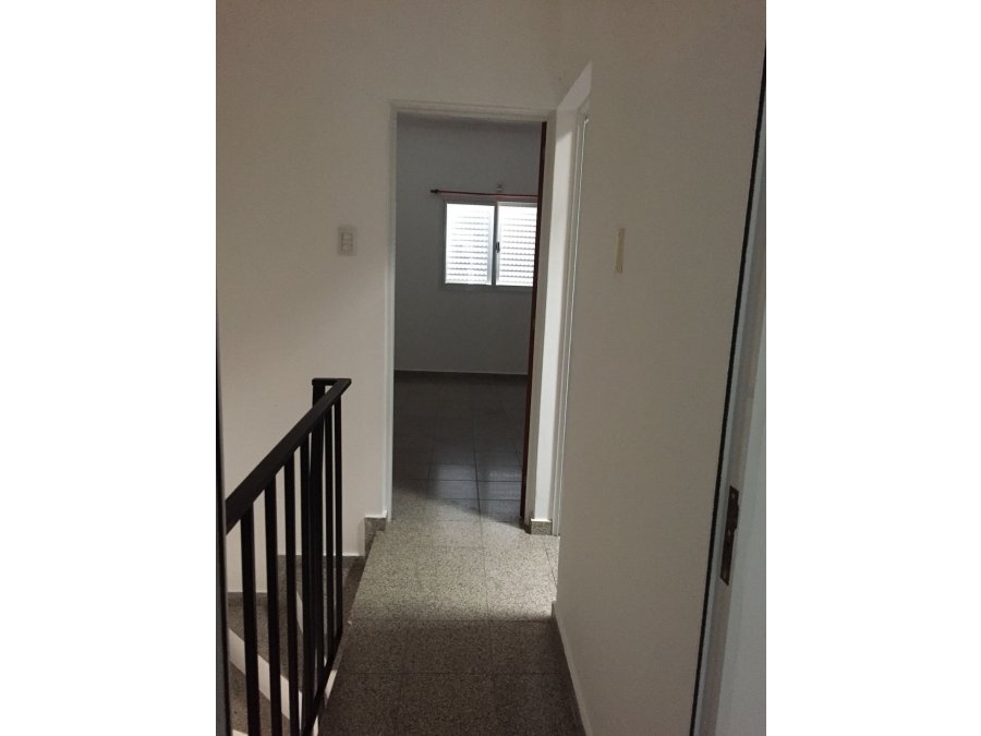 Alquilo duplex zona Lebhenzon y Báez