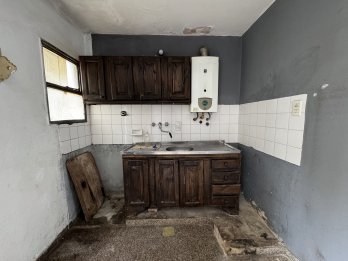 VENTA - DEPTO DE 2 DORMITORIOS - ZONA PARANA 20