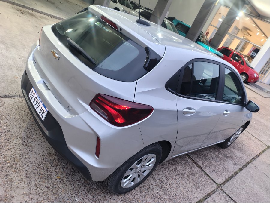 Chevrolet Onix 1.2 LT MT