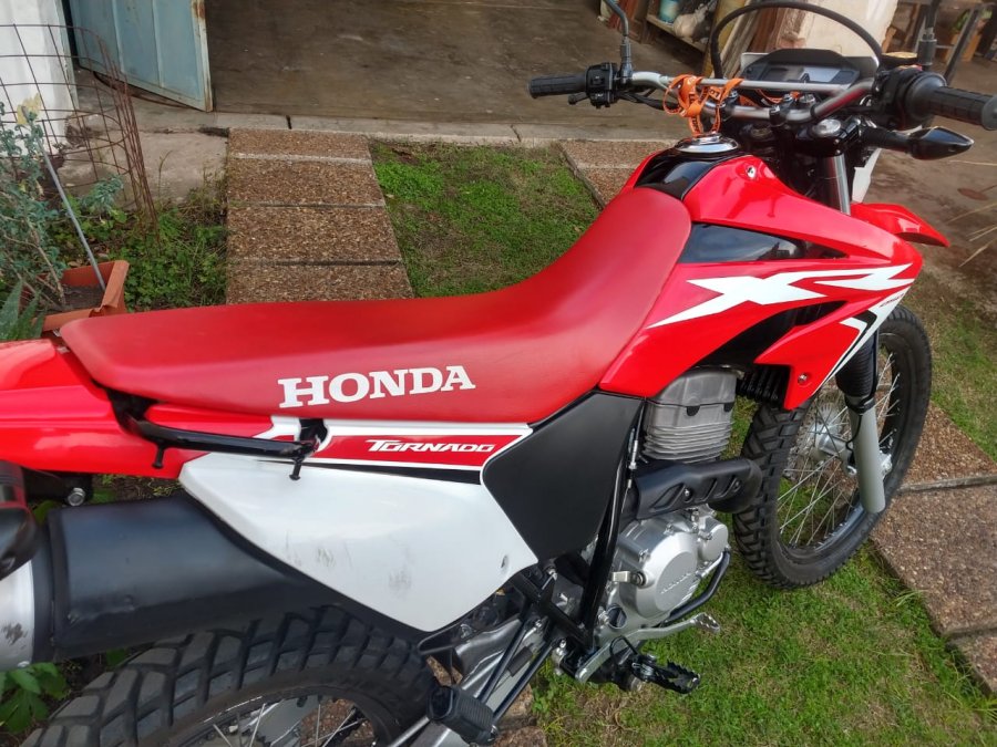Vendo Honda Tornado 250