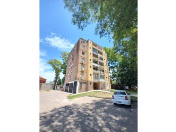 Departamento dos dormitorios en Av Americas y Newbery Palaci