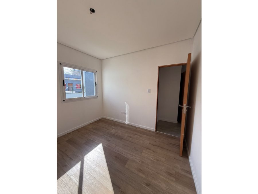 Casa 2 dormitorios en complejo privado