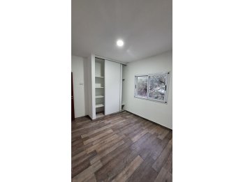 CASA EN ALQUILER - 3 HABITACIONES, 3 BAÑOS Y PILETA