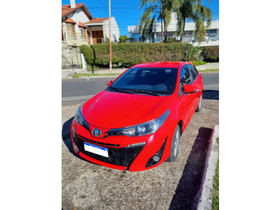 Vendo Yaris XLS 2019
