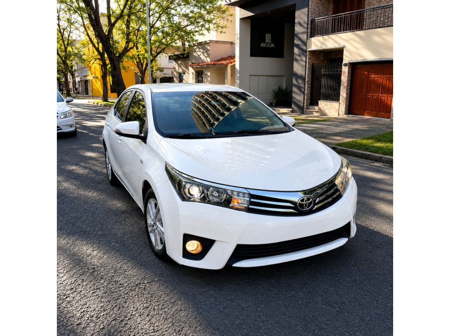 TOYOTA COROLLA 1.8 XEI CVT L/14 AÑO 2.014