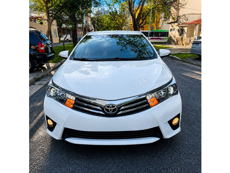 TOYOTA COROLLA 1.8 XEI CVT L/14 AÑO 2.014