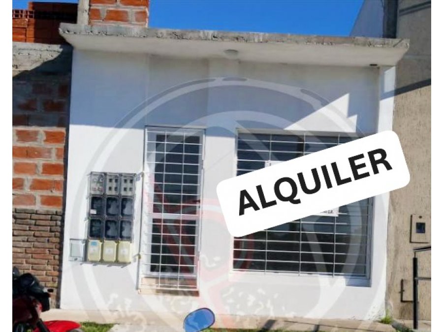 ALQUILER Local Blas Parera 783 ¡Excelente zona comercial!