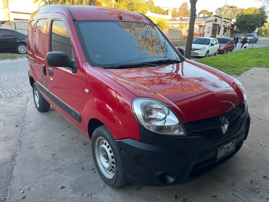 Kango furgon c/frio 149.000km. Vendo o permuto mayor-menor