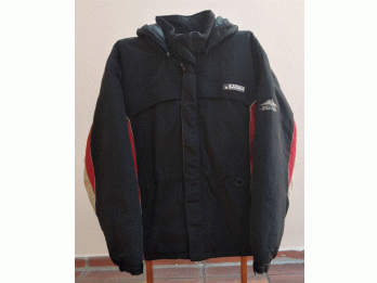 VENDO CAMPERA DE GABARDINA– EXCELENTE ESTADO