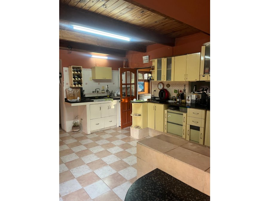 🏡✨ **AMPLIA CASA EN VENTA – B° PRIVADO COLINAS DEL GOLF** ✨