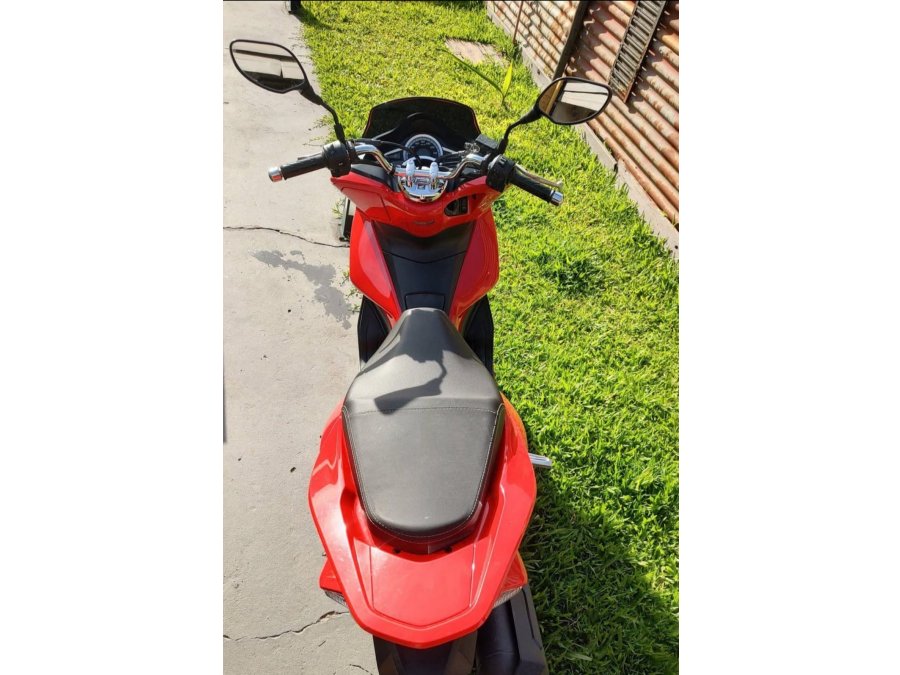 VENDO HONDA PCX 150