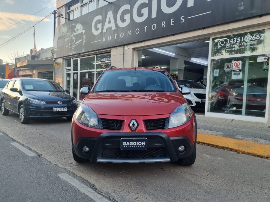 Acá lo tenes lindo Sandero 1.6 naf Stepway MT / 2010