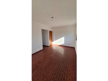 ALQUILO 1 DORM. SUPER AMPLIO - SAN JUAN Y URUGUAY
