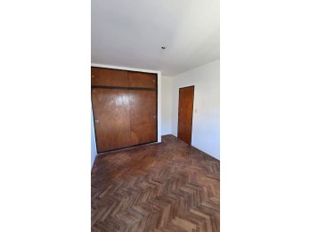 ALQUILO 1 DORM. SUPER AMPLIO - SAN JUAN Y URUGUAY