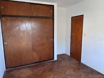 ALQUILO 1 DORM. SUPER AMPLIO - SAN JUAN Y URUGUAY