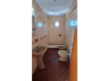 ALQUILO 1 DORM. SUPER AMPLIO - SAN JUAN Y URUGUAY