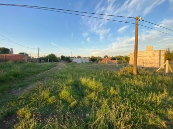 VENTA DE LOTE EN SAUCE MONTRULL