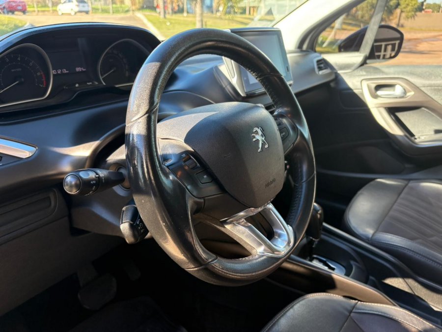 PEUGEOT 2008 Feline 1.6 Tiptronic