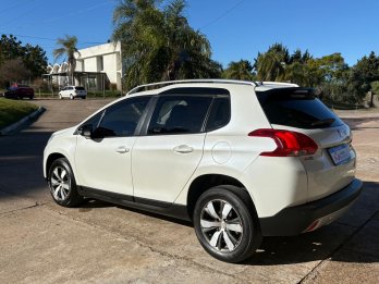PEUGEOT 2008 Feline 1.6 Tiptronic