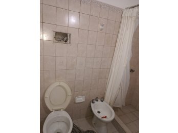 VENTA DE CASA CALLE NECOCHEA