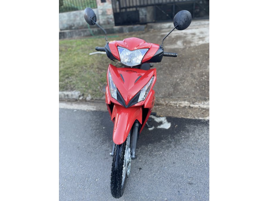 Vendo/Permuto wave 2026 con 600km