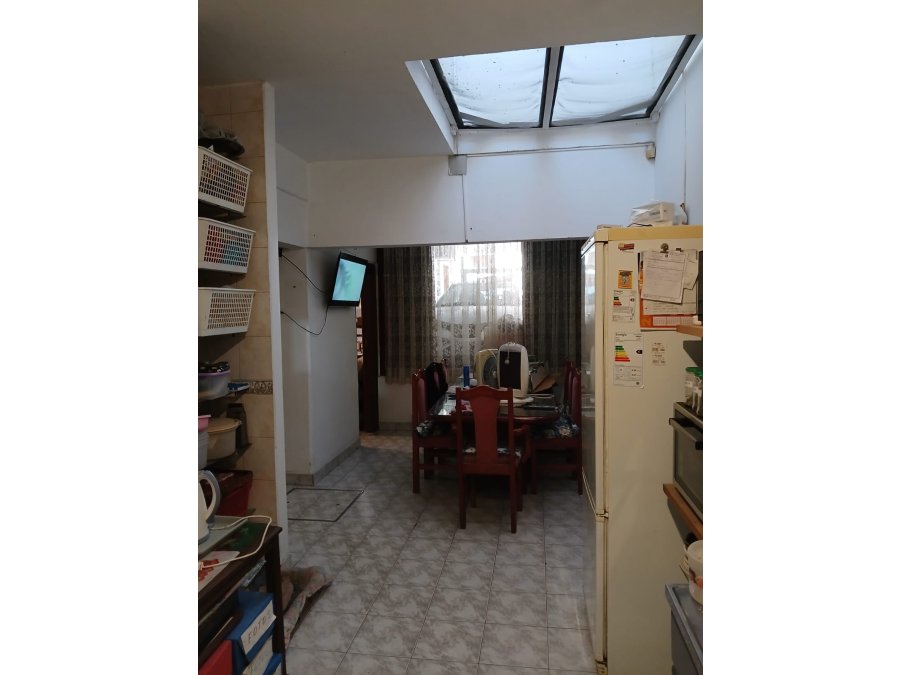 VENDO CASA EN CALLE LARRAMENDI 3123