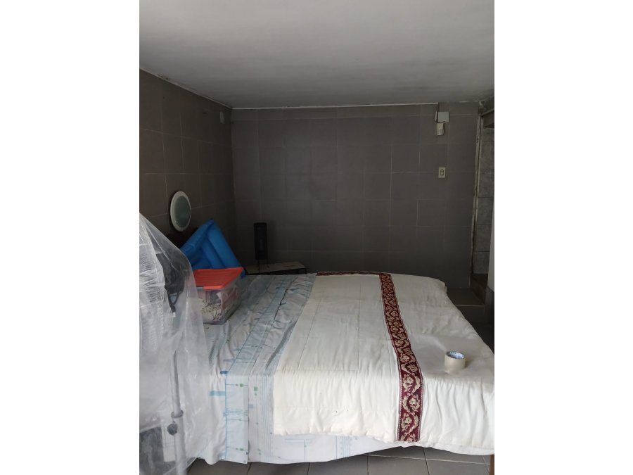 VENDO CASA EN CALLE LARRAMENDI 3123