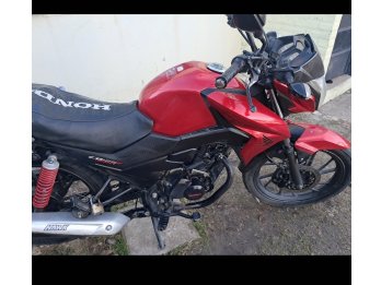 Honda cb 125 twister