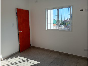 DUEÑO ALQUILA DPTO ZONA BROWN Y SUDAMERICA