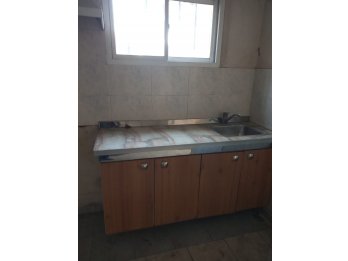 Alquilo casa interna 1D 450000