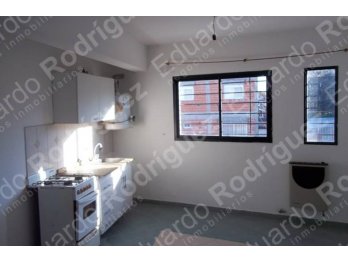 En venta excelente monoambiente – Villa Libertador San Martí