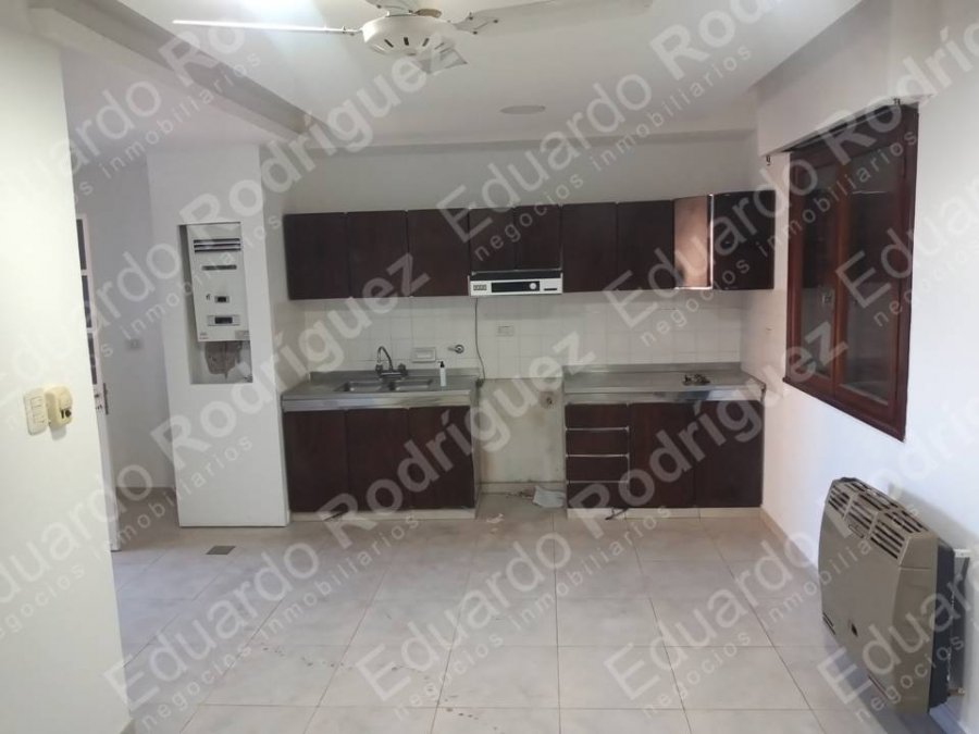 Se vende excelente dpto. Av. Alameda de la Federación casi C