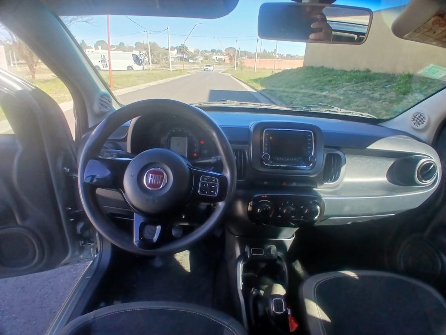 Vendo fiat Mobi 1.0 2018 nafta titular