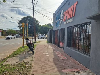 Local comercial en esquina Av. Ejercito y Gral. Galán